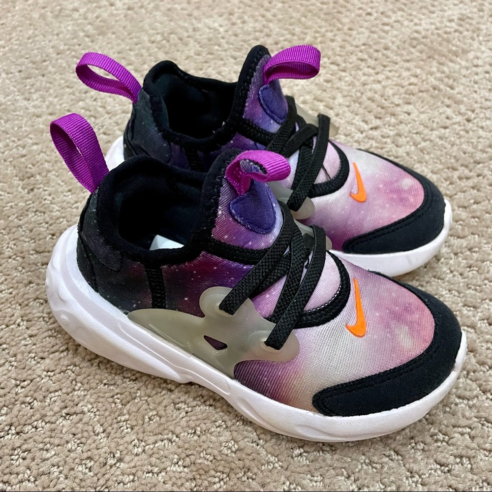 Nike React Presto space print 9C